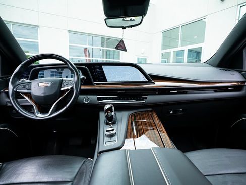 Used 2024 Cadillac Escalade ESV Premium Luxury w/ LPO, Floor Liner Package RWD image 48