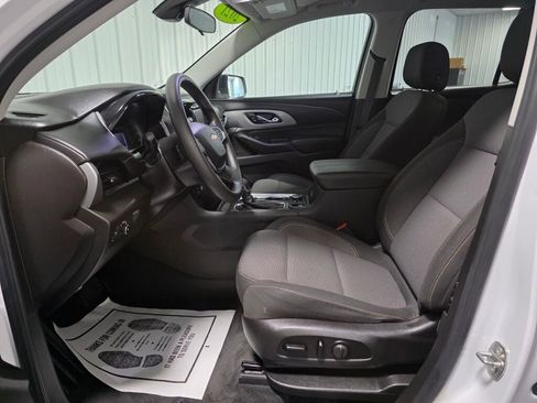 Used 2021 Chevrolet Traverse LS AWD/4WD image 9