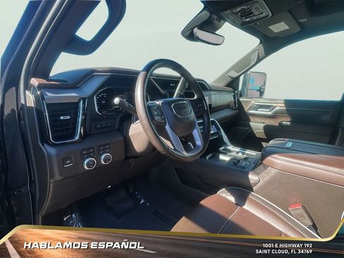 Used 2024 GMC Sierra 2500 Denali w/ Denali Reserve Package image 13