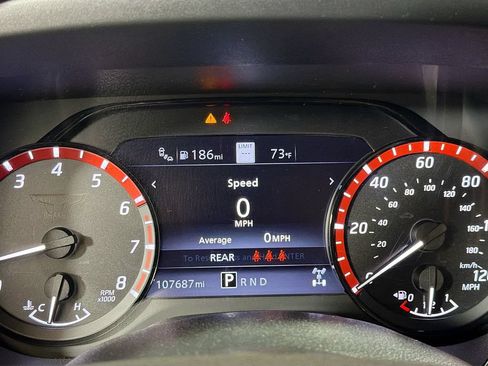 Used 2021 Nissan Titan PRO-4X w/ Pro-4x Convenience Package AWD/4WD image 14