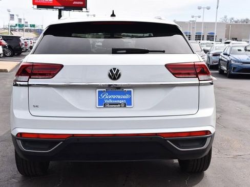 Certified 2023 Volkswagen Atlas Cross Sport SE w/ Black Wheel Package image 6