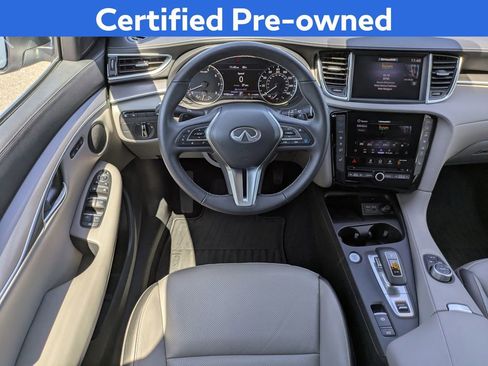 Certified 2025 INFINITI QX50 Luxe AWD/4WD image 18
