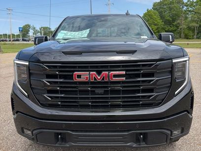 New 2026 GMC Sierra 1500 Elevation w/ Elevation Premium Package