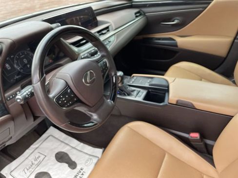Used 2021 Lexus ES 350 w/ Premium Package FWD image 11