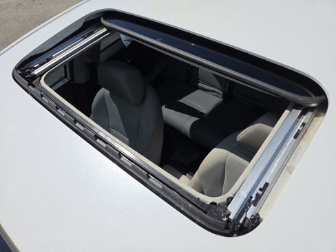 Used 2024 Honda Accord EX image 4