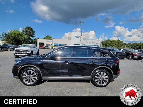 Used 2022 Lincoln Corsair Reserve w/ Equipment Group 201A AWD/4WD image 3