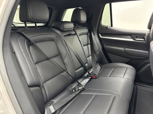 New 2027 GMC Terrain Elevation w/ Elevation Premium Package FWD image 37