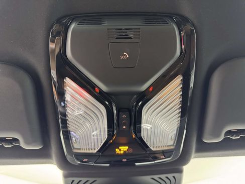 Used 2023 BMW X3 xDrive30i w/ M Sport Package AWD/4WD image 25