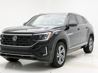 Used 2024 Volkswagen Atlas Cross Sport SEL R-Line video 2