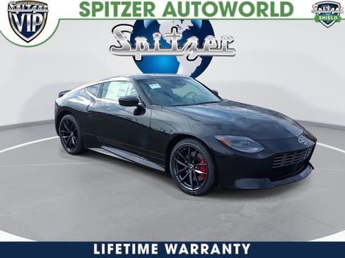 New 2026 Nissan Z Performance w/ Floor Mat Package image 2