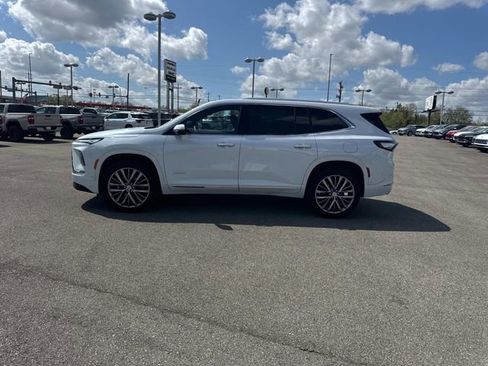 New 2026 Buick Enclave Avenir w/ Super Cruise Package image 7