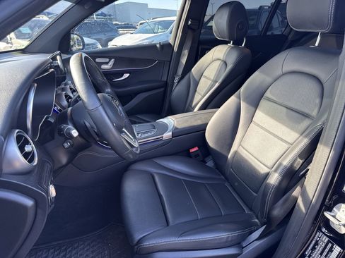 Used 2020 Mercedes-Benz GLC 300 GLC 300 image 28