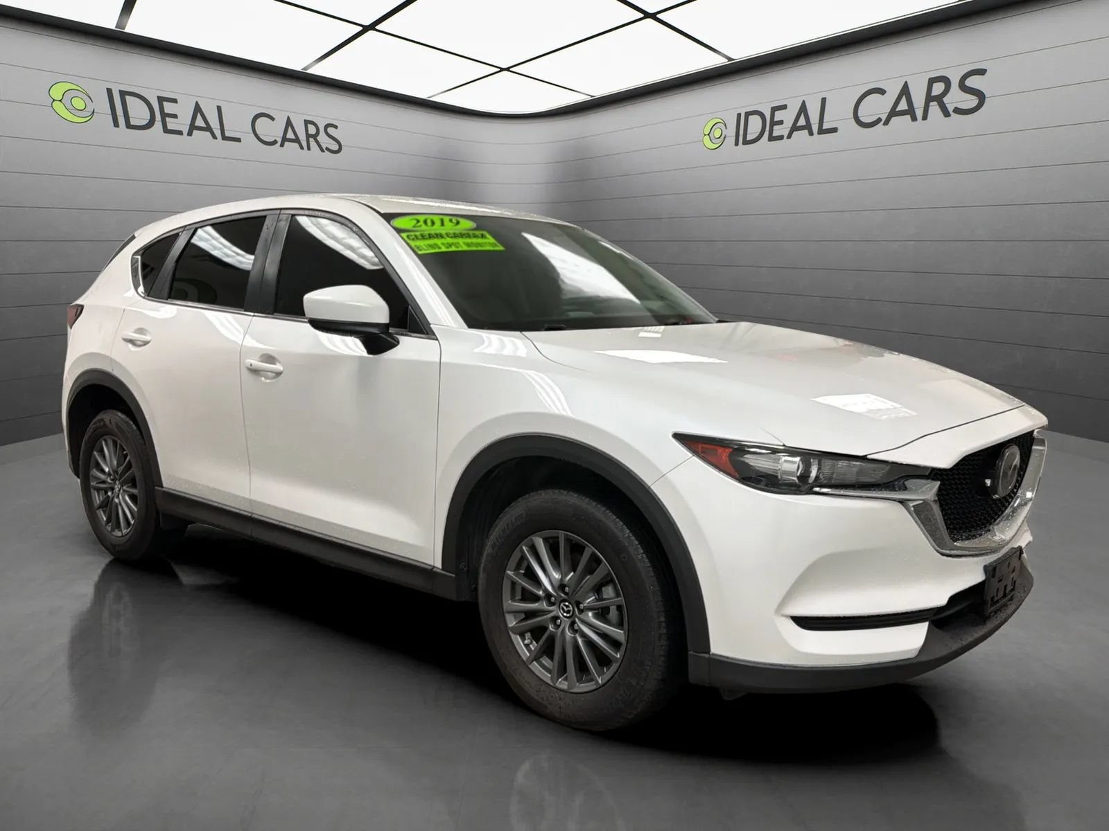 Used 2019 MAZDA CX-5 Touring FWD image 3