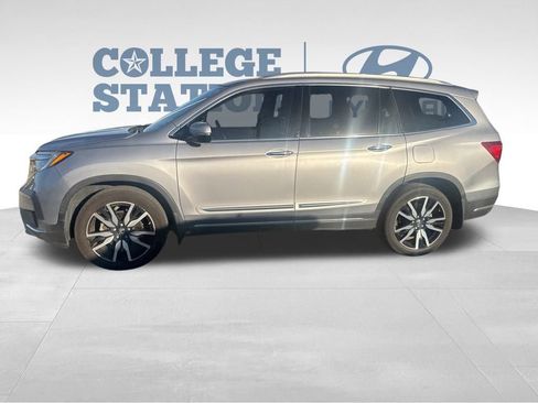 Used 2019 Honda Pilot Touring image 8