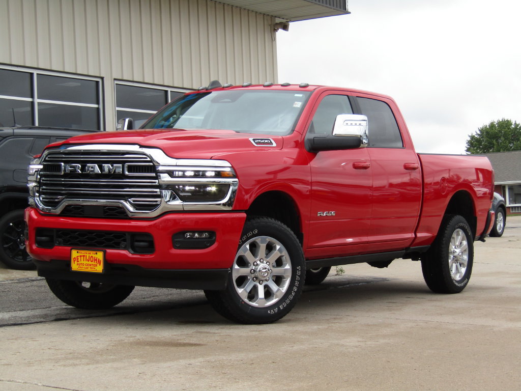Used 2026 RAM 2500 Laramie AWD/4WD image 12