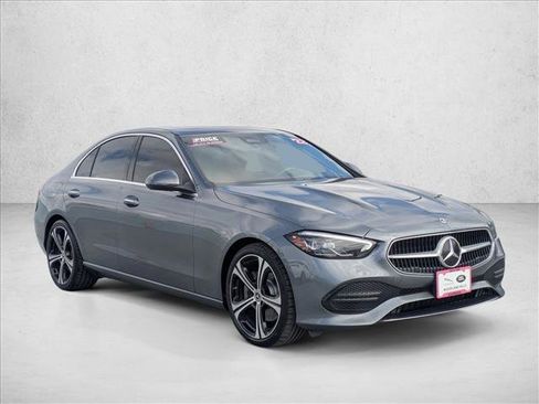 Used 2022 Mercedes-Benz C 300 Sedan image 3