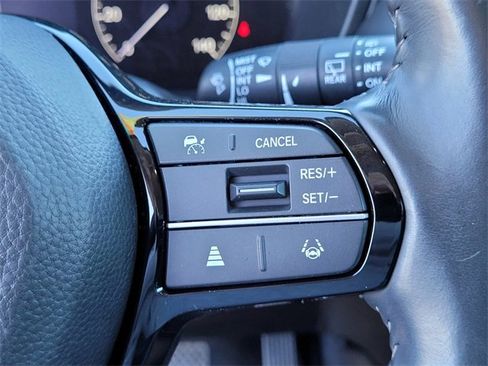 Used 2023 Honda HR-V EX-L image 19