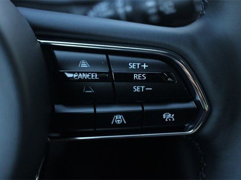 Certified 2025 MAZDA CX-70 Plug-In Hybrid w/ Premium Plus image 11