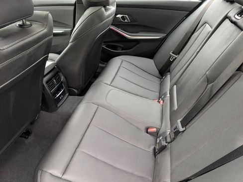 Used 2025 BMW 330i Sedan image 22