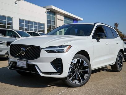 New 2026 Volvo XC60 B5 Plus w/ Protection Package Premier