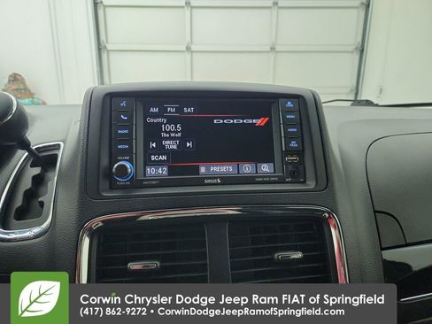 Certified 2017 Dodge Grand Caravan SXT image 24