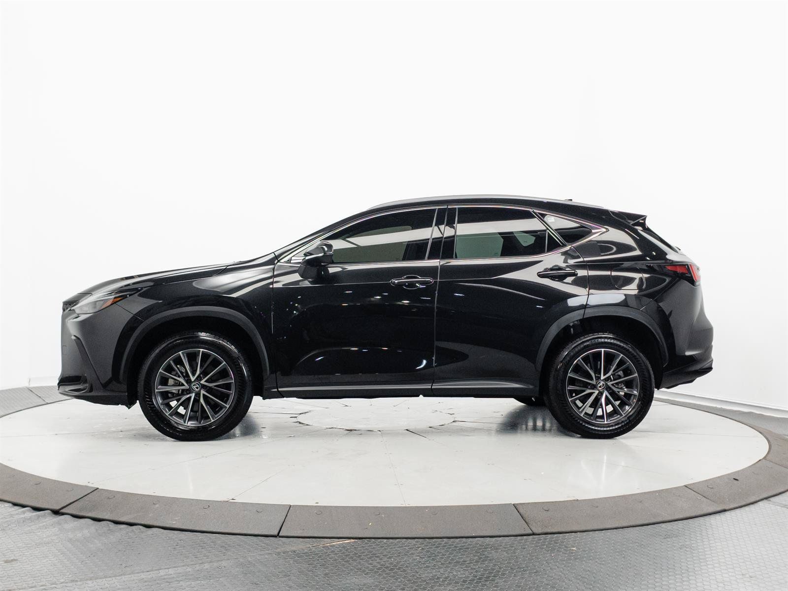 Used 2024 Lexus NX 350 AWD w/ Cold Area Package image 8