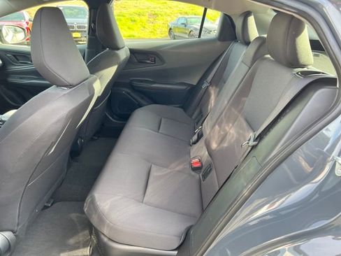 Used 2025 Toyota Prius LE image 15