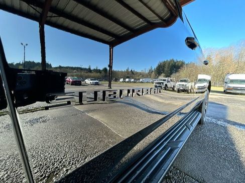 New 2026 Chevrolet Suburban RST image 33