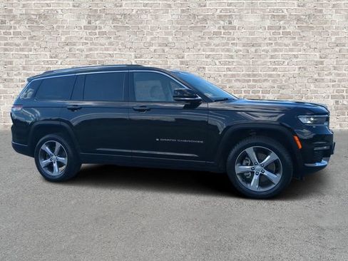 Used 2021 Jeep Grand Cherokee L Limited AWD/4WD image 1