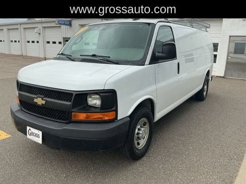 Used 2016 Chevrolet Express 3500 Extended RWD image 4