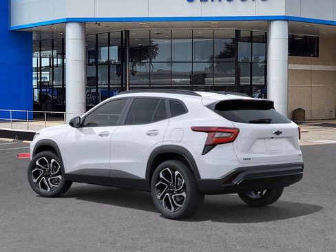 New 2026 Chevrolet Trax RS w/ Sunroof Package image 3