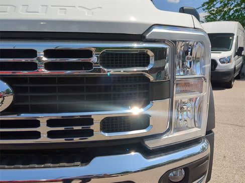 New 2024 Ford F550 4x4 SuperCab Super Duty image 9