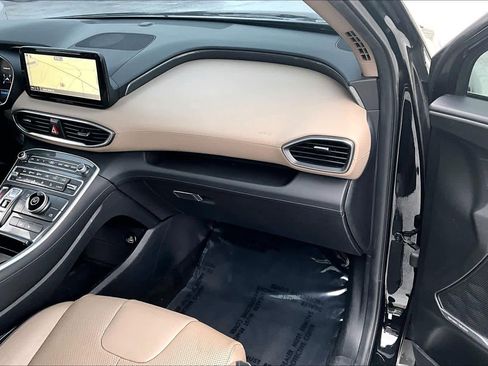 Used 2022 Hyundai Santa Fe SEL w/ Convenience + Premium Package image 18