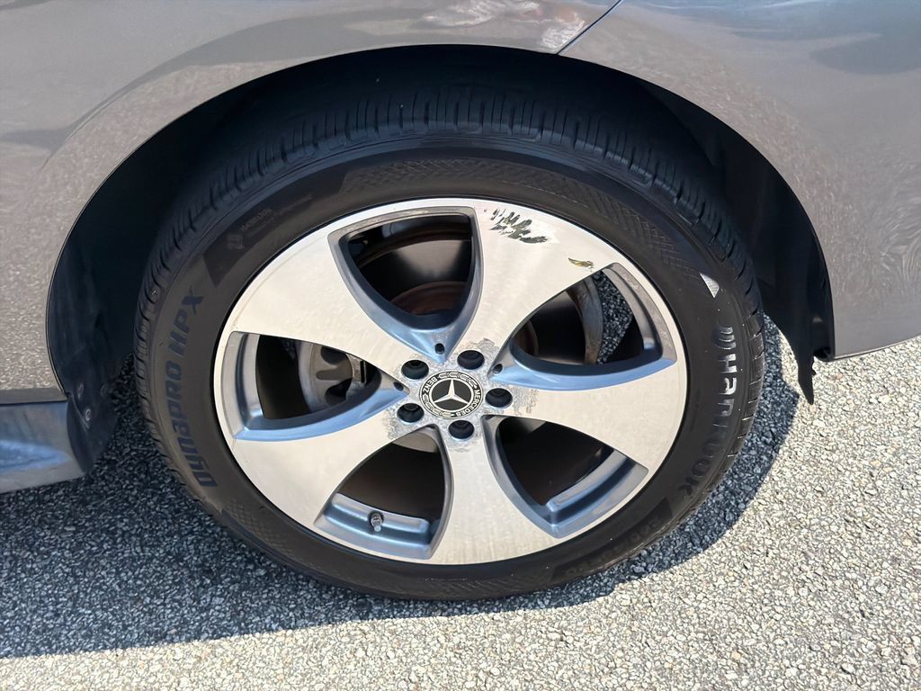 Used 2018 Mercedes-Benz GLE 350 w/ Premium 1 Package image 12
