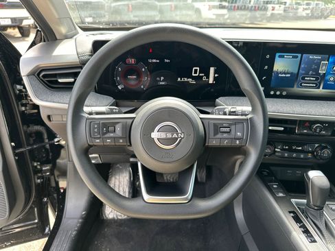 New 2026 Nissan Kicks SV w/ SV Premium Package FWD image 21