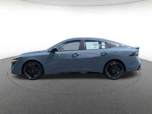 New 2026 Nissan Sentra SR w/ SR Premium Package FWD image 8