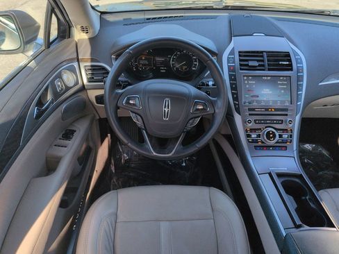 Used 2020 Lincoln MKZ Reserve w/ Luxury Package FWD image 14