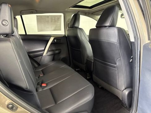 Used 2013 Toyota RAV4 Limited AWD/4WD image 5