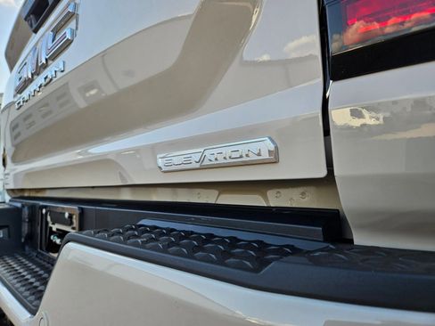 New 2026 GMC Canyon Elevation RWD image 29