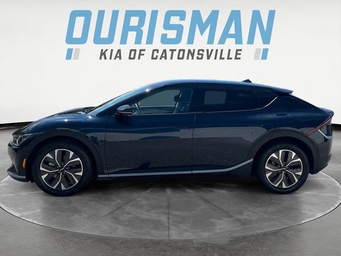 Used 2024 Kia EV6 Light AWD/4WD image 3