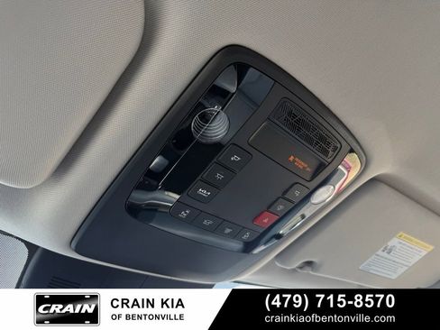 New 2026 Kia Carnival EX image 21