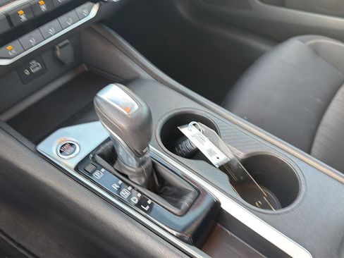 Used 2024 Nissan Altima 2.5 S FWD image 27