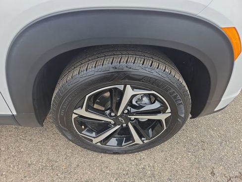 Used 2023 Chevrolet TrailBlazer RS w/ Convenience Package image 18