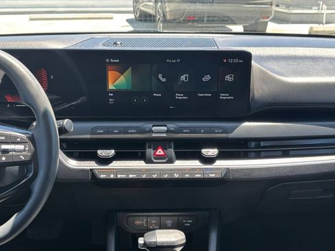 Used 2026 Kia K4 FWD image 17