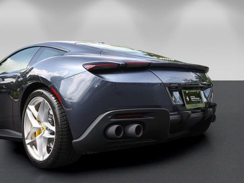 Certified 2023 Ferrari Roma RWD image 17