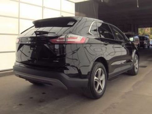 Used 2023 Ford Edge SEL w/ Convenience Package AWD/4WD image 5