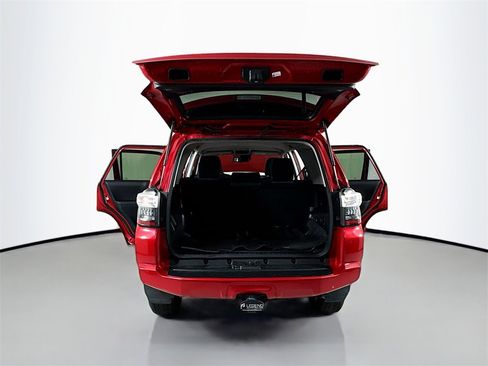 Used 2020 Toyota 4Runner SR5 image 26