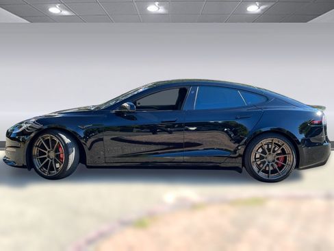 Used 2022 Tesla Model S Plaid AWD/4WD image 2