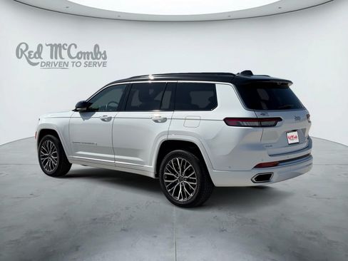 Used 2025 Jeep Grand Cherokee L Summit AWD/4WD image 7