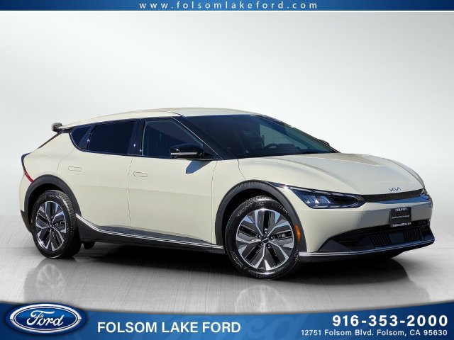 Used 2024 Kia EV6 Light RWD image 1